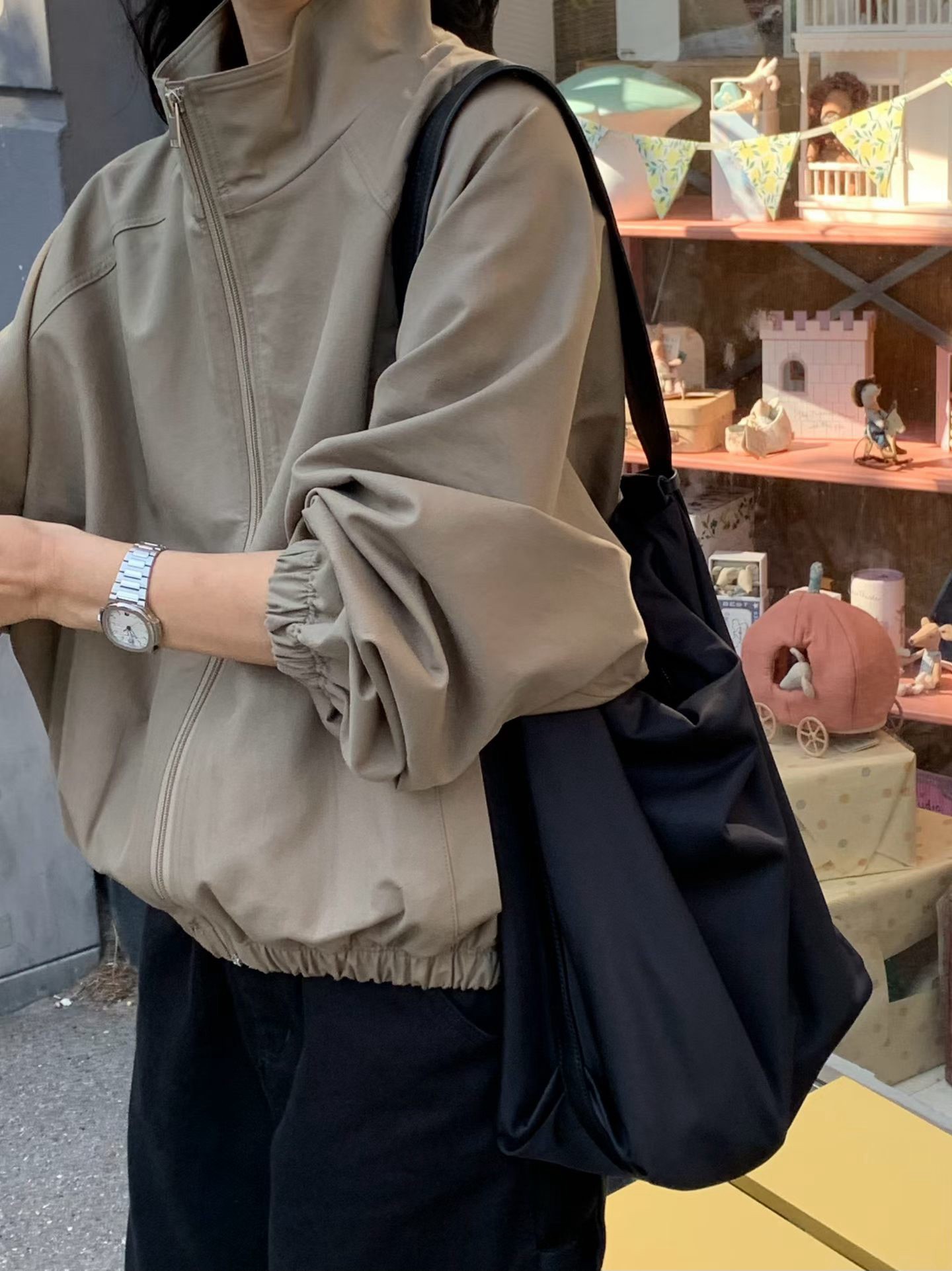 B74.小V家女孩立領拉鍊外套