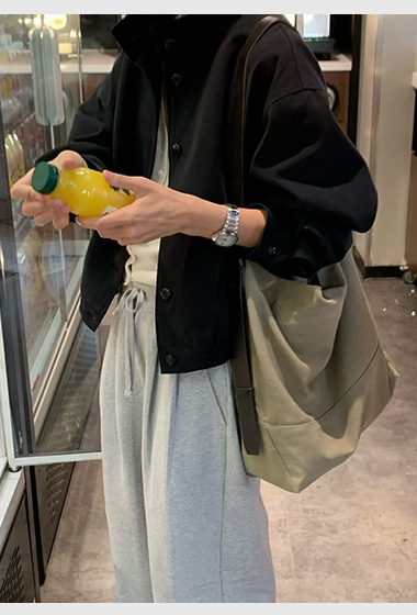 B98.小V家騎士立領夾克