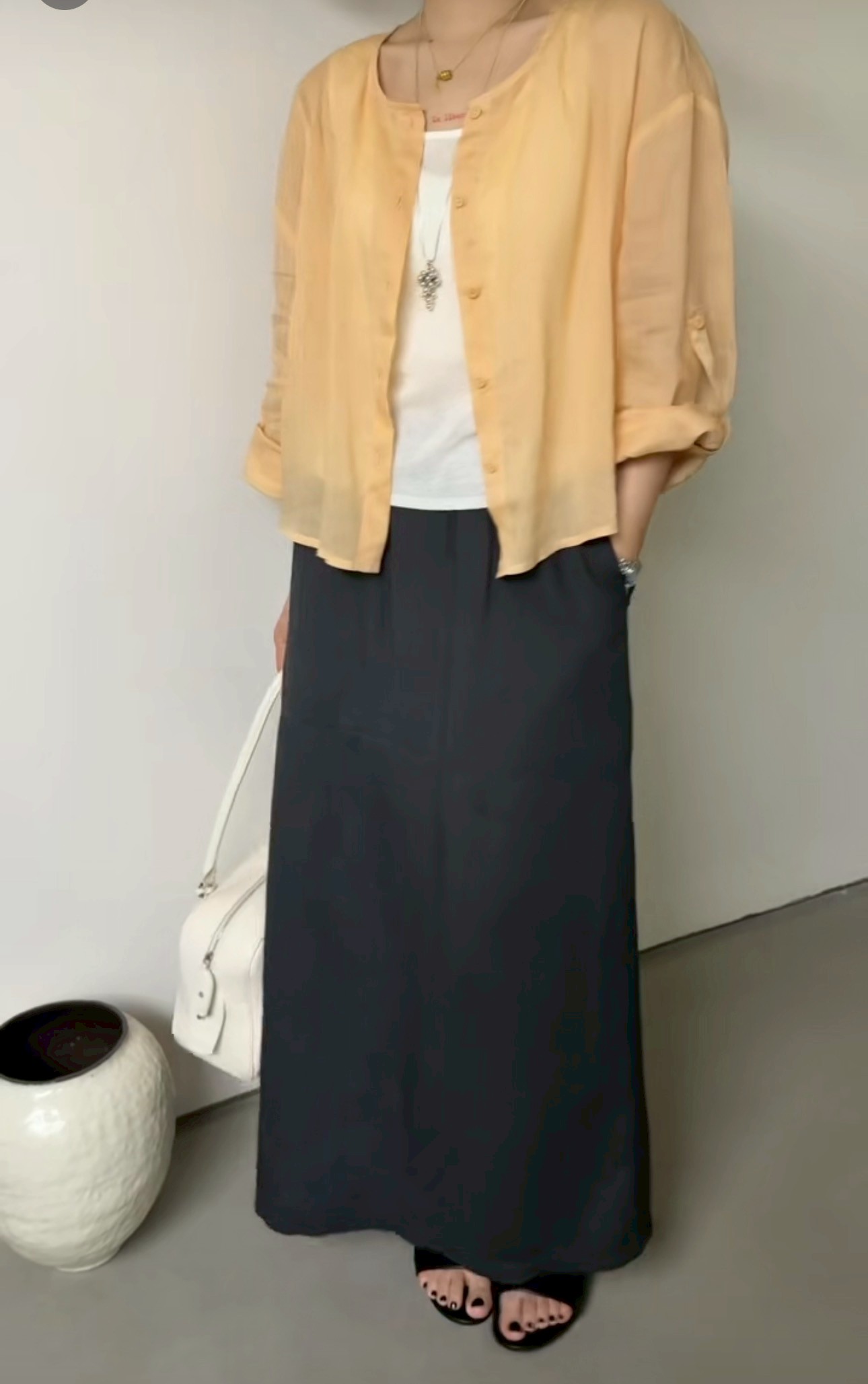 A14.夏日簡約圓領苧麻混紡外套