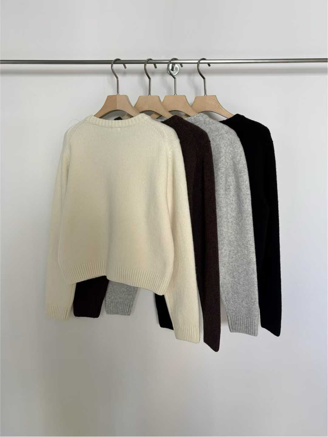 B13.小V家犛牛混紡珍珠釦外套