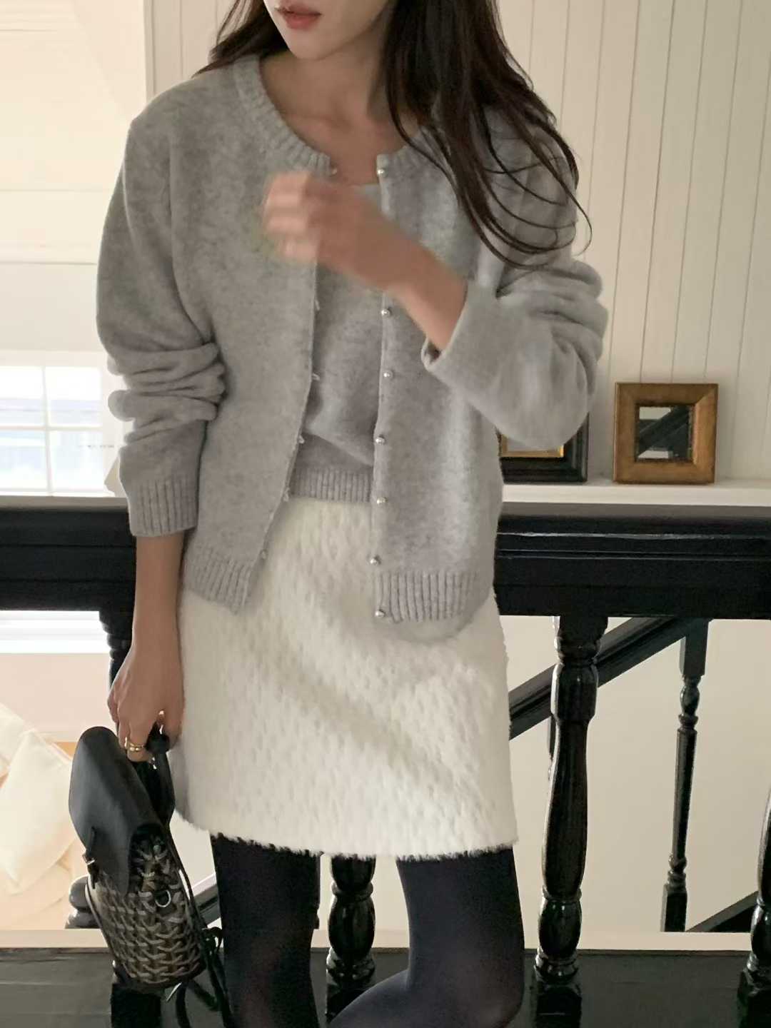 B13.小V家犛牛混紡珍珠釦外套