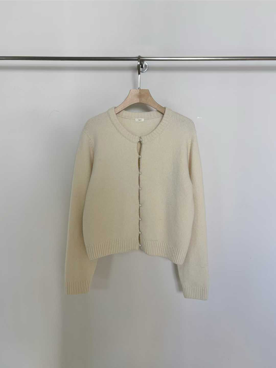 B13.小V家犛牛混紡珍珠釦外套