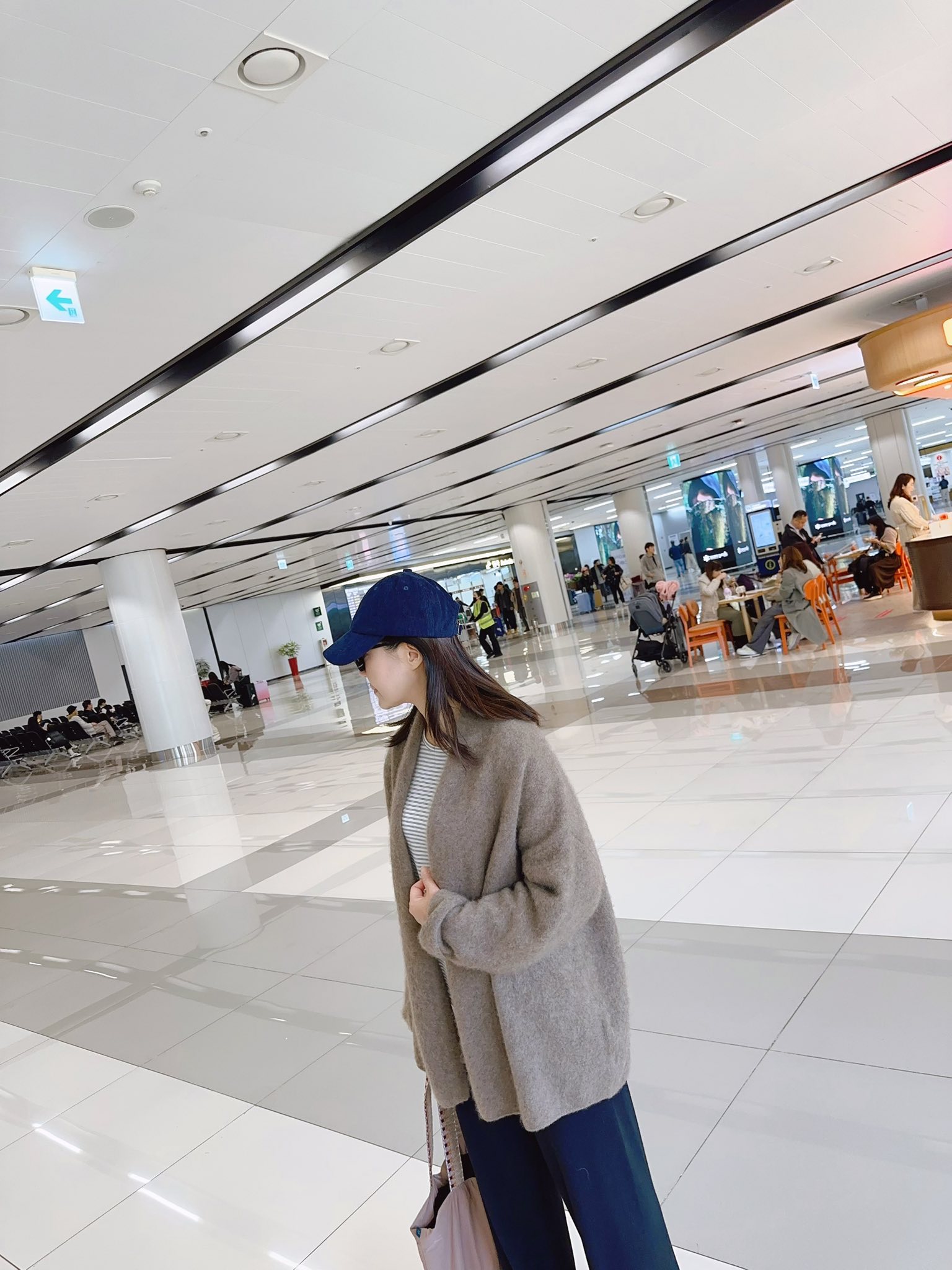 B49.星星家100%犛牛保暖罩衫外套