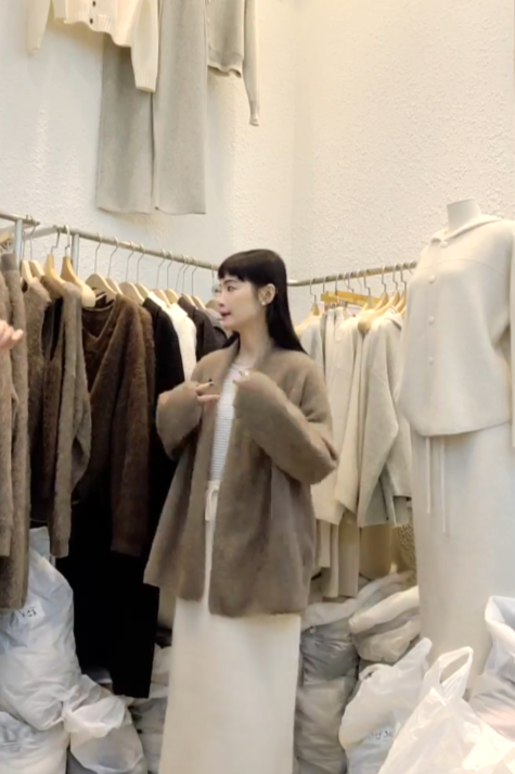 B49.星星家100%犛牛保暖罩衫外套