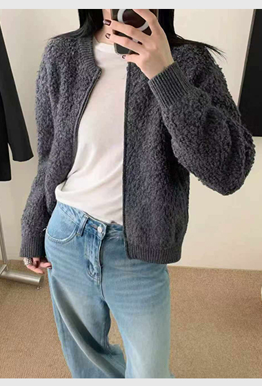 B83.可可家羅紋領拉鍊QQ毛外套