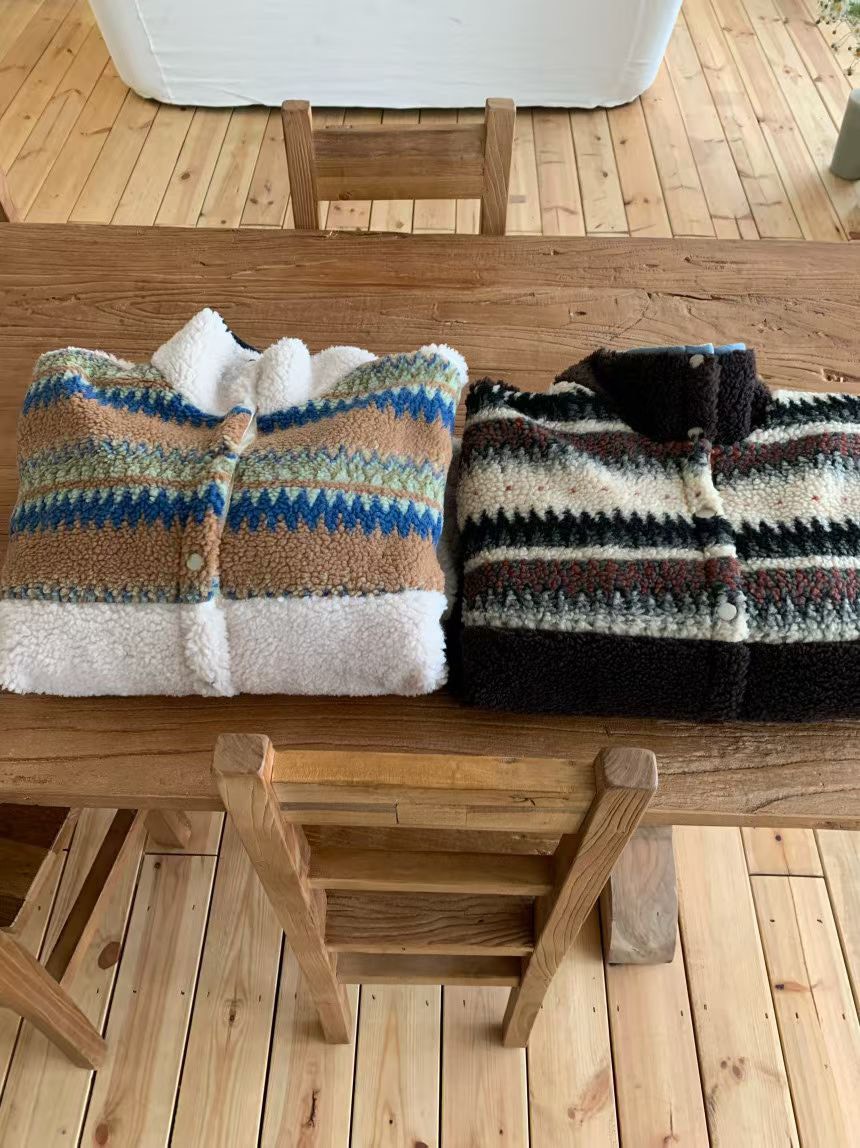 C32.民族風圖騰QQ毛外套