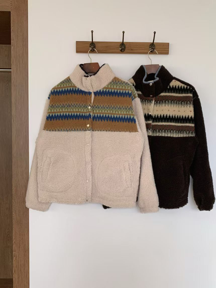 C32.民族風圖騰QQ毛外套