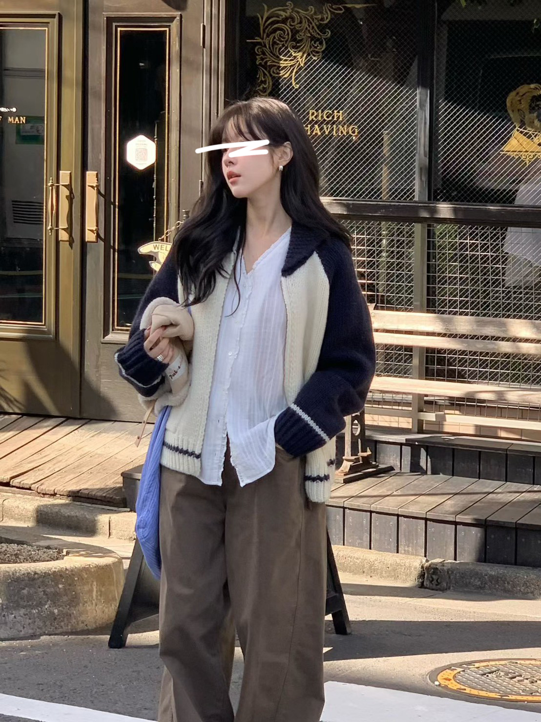 A09.小V家俏皮100%WOOL拼色拉鍊外套