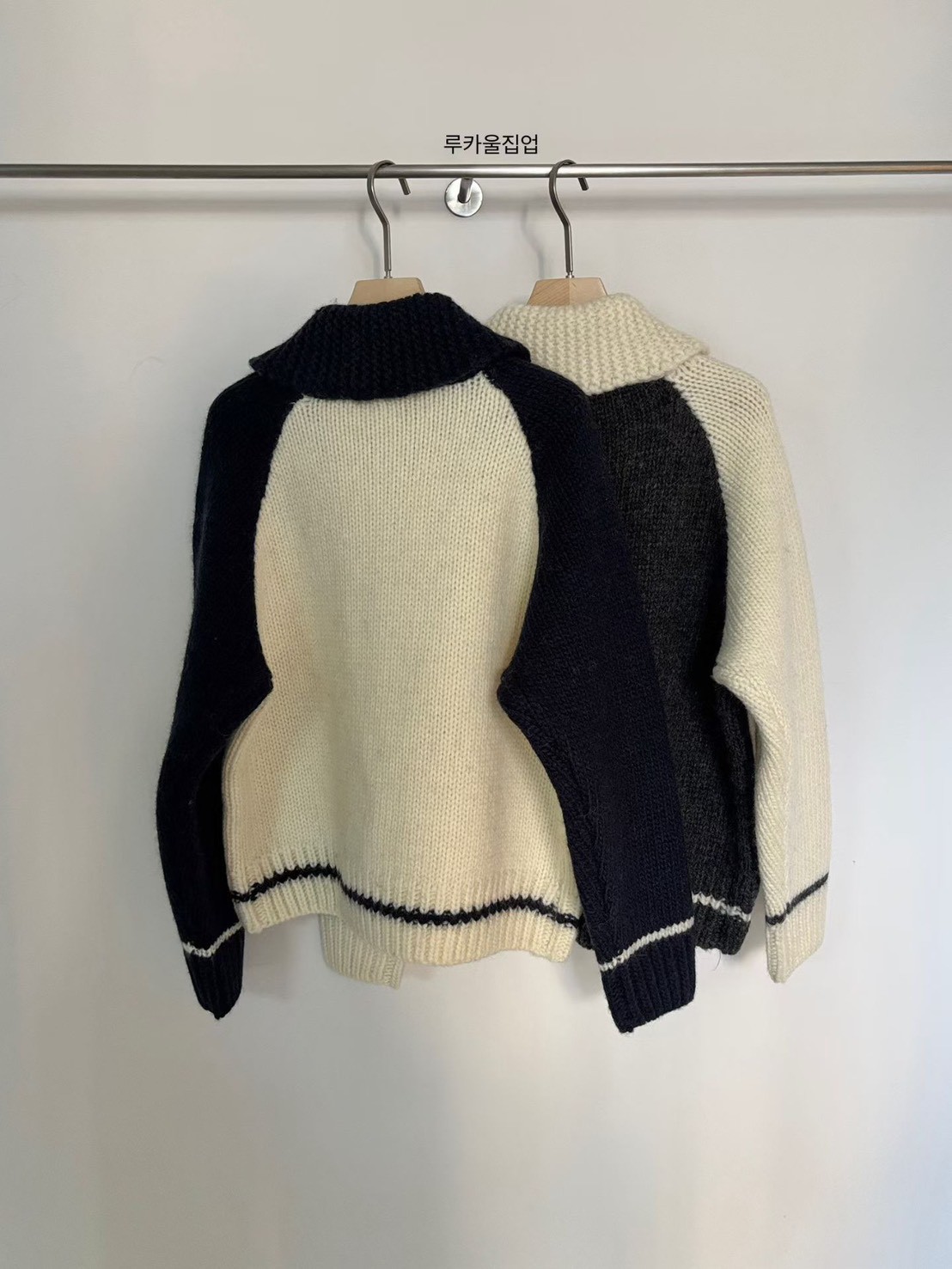 A09.小V家俏皮100%WOOL拼色拉鍊外套