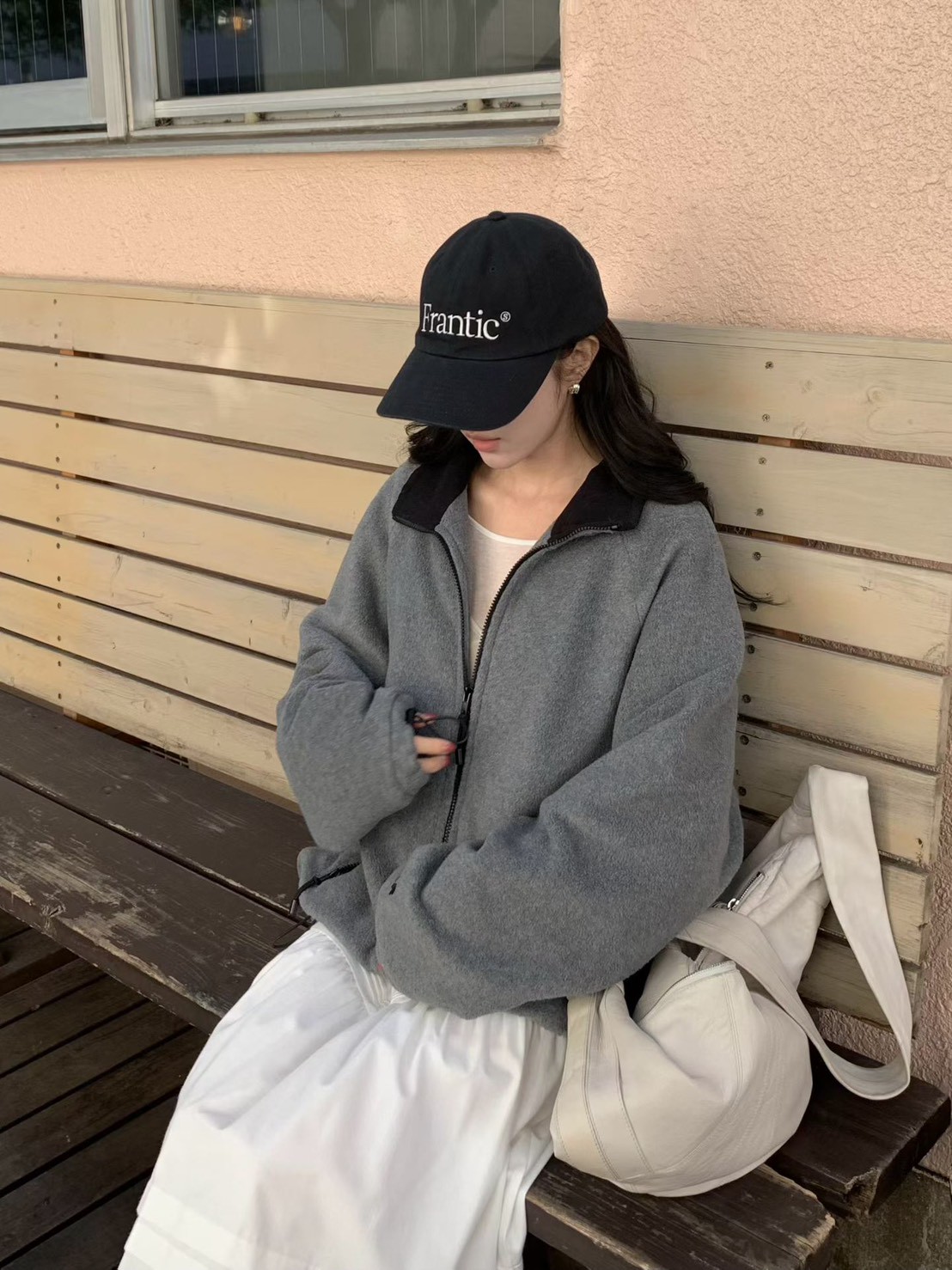 A12.小V家拉鍊休閒保暖外套