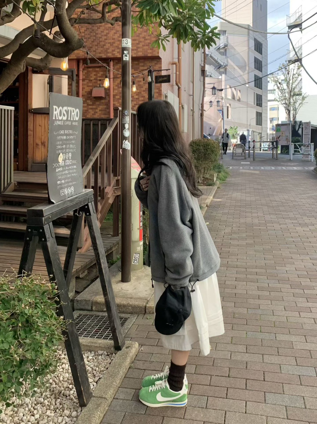 A12.小V家拉鍊休閒保暖外套