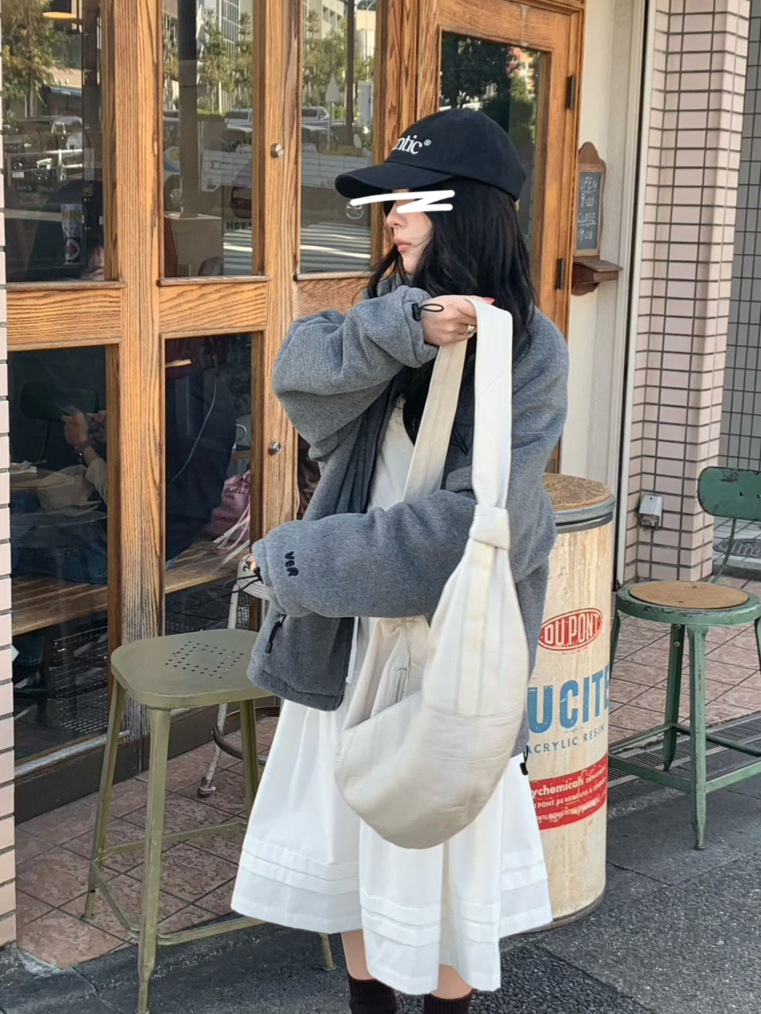 A12.小V家拉鍊休閒保暖外套