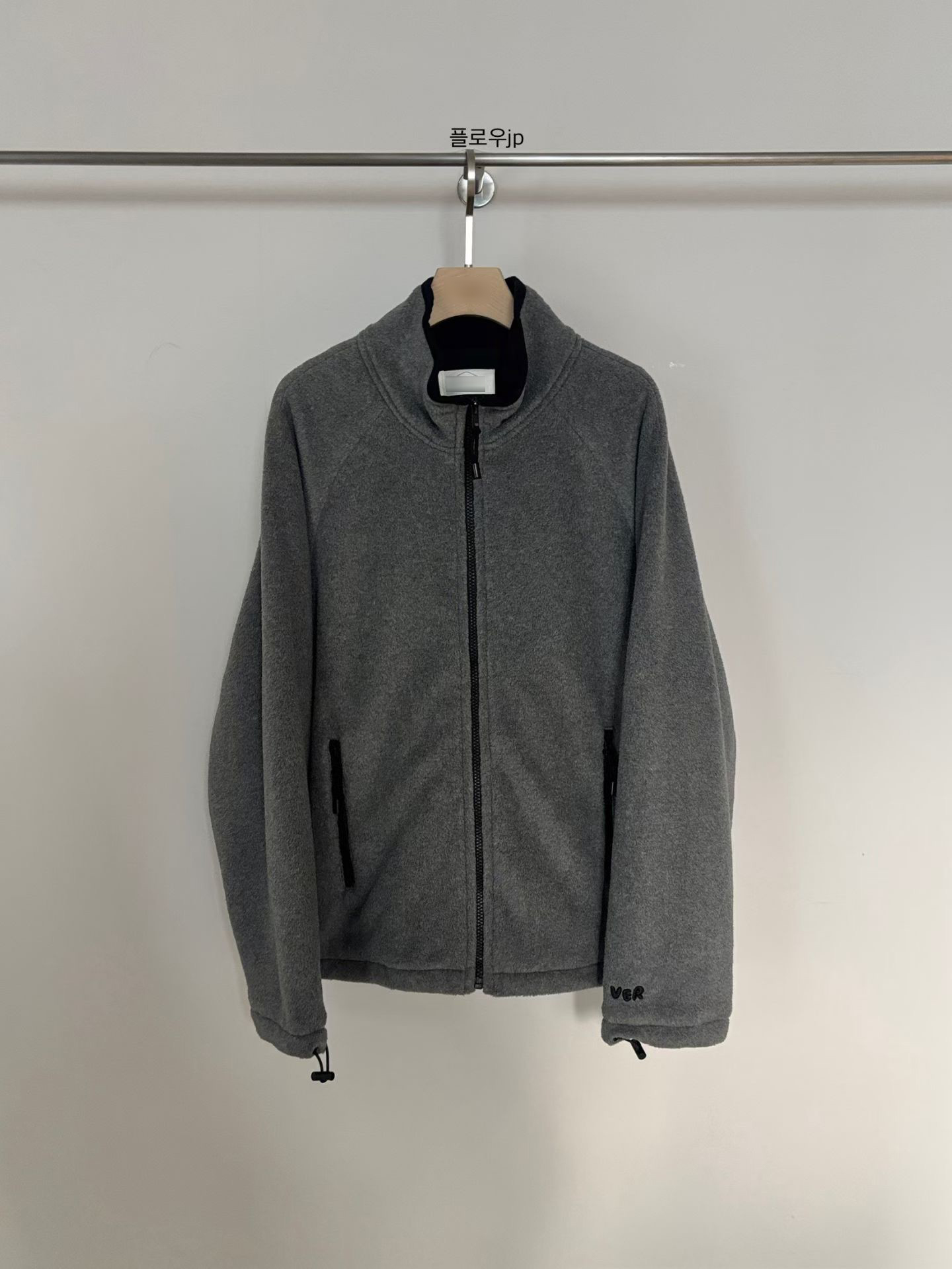 A12.小V家拉鍊休閒保暖外套