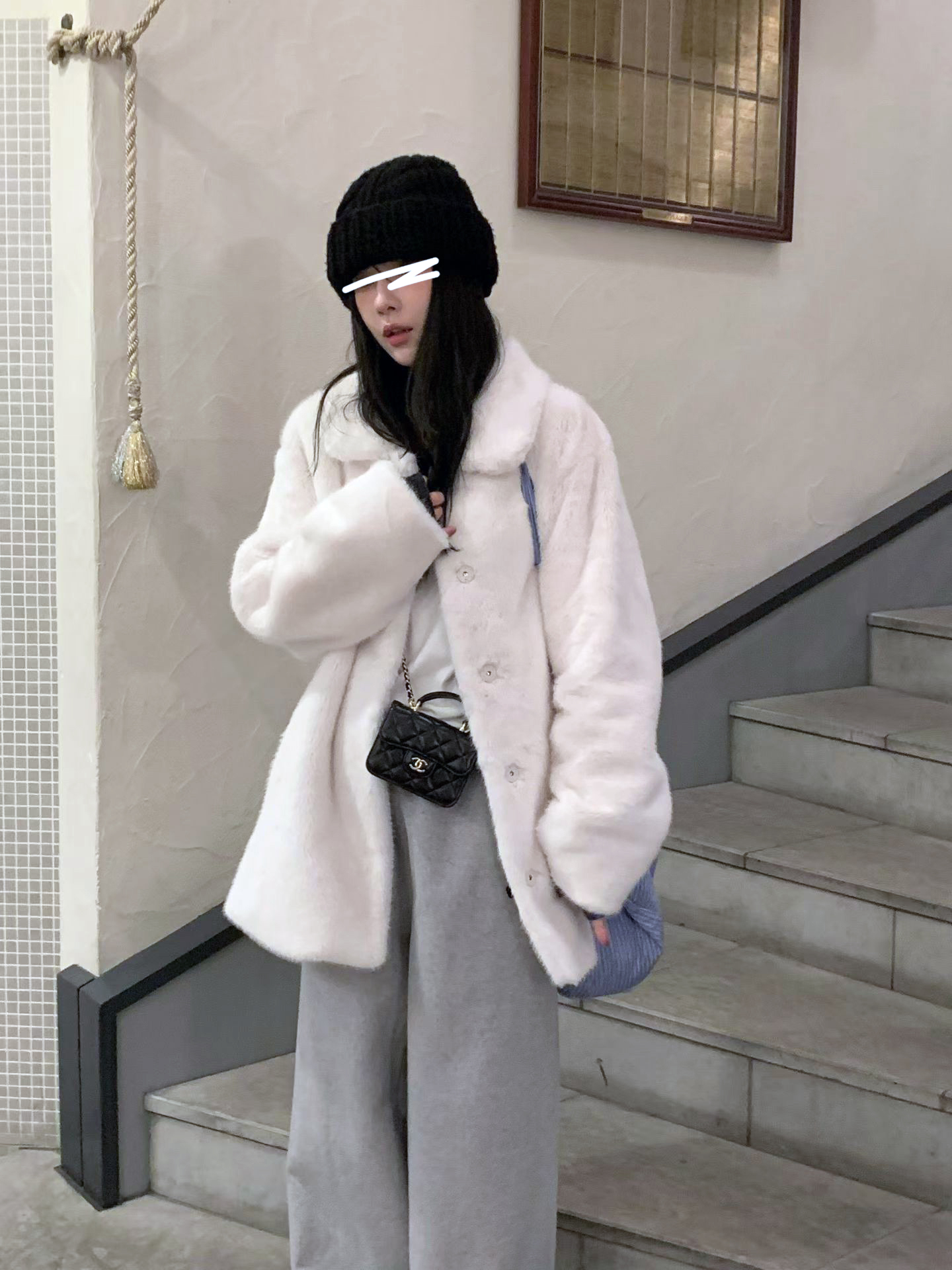 A19.小V家時髦女孩首選毛毛外套