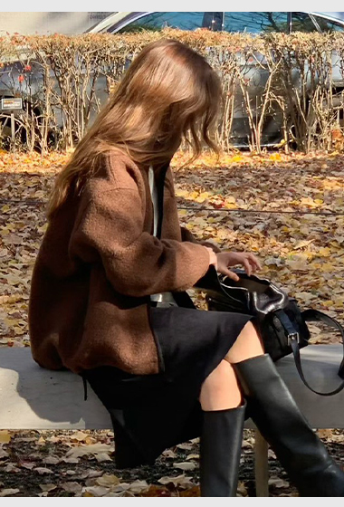 A27.大V家75%WOOL絨毛拉鍊外套