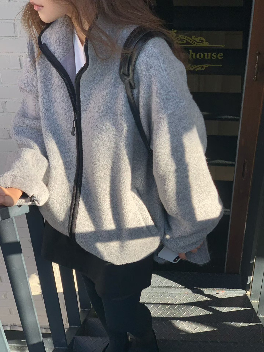 A27.大V家75%WOOL絨毛拉鍊外套