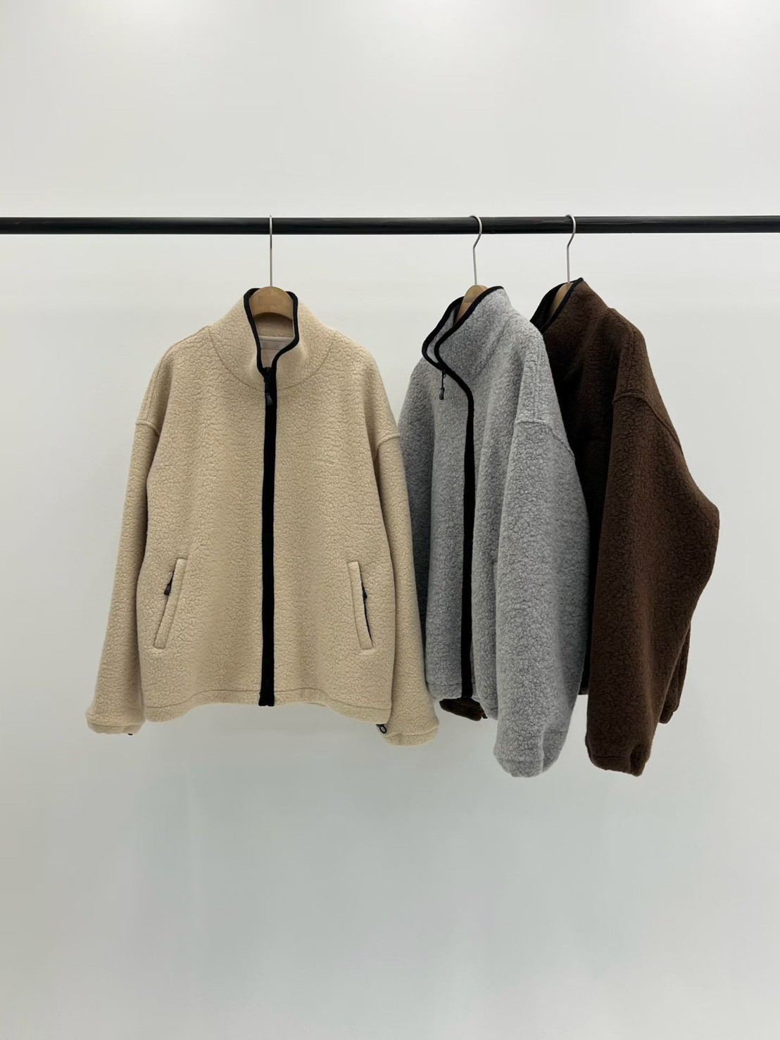 A27.大V家75%WOOL絨毛拉鍊外套