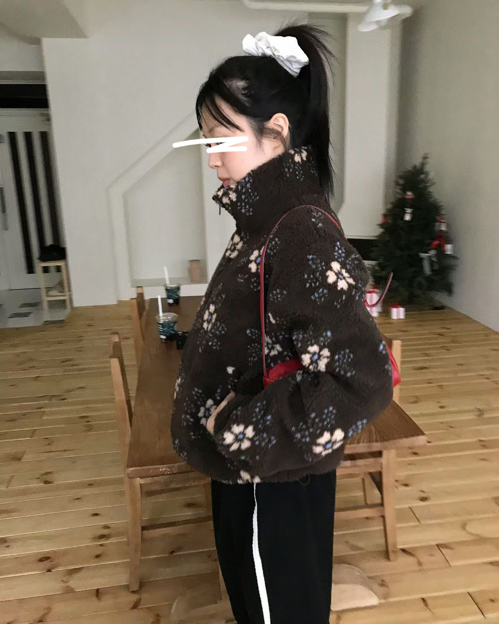 A42.韓妞可愛花朵QQ毛外套