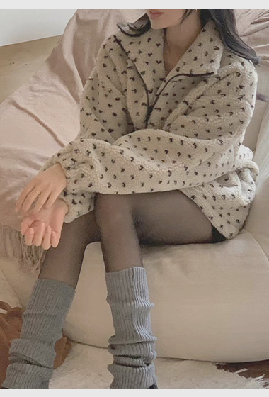 B83.女孩愛心QQ毛拉鍊外套