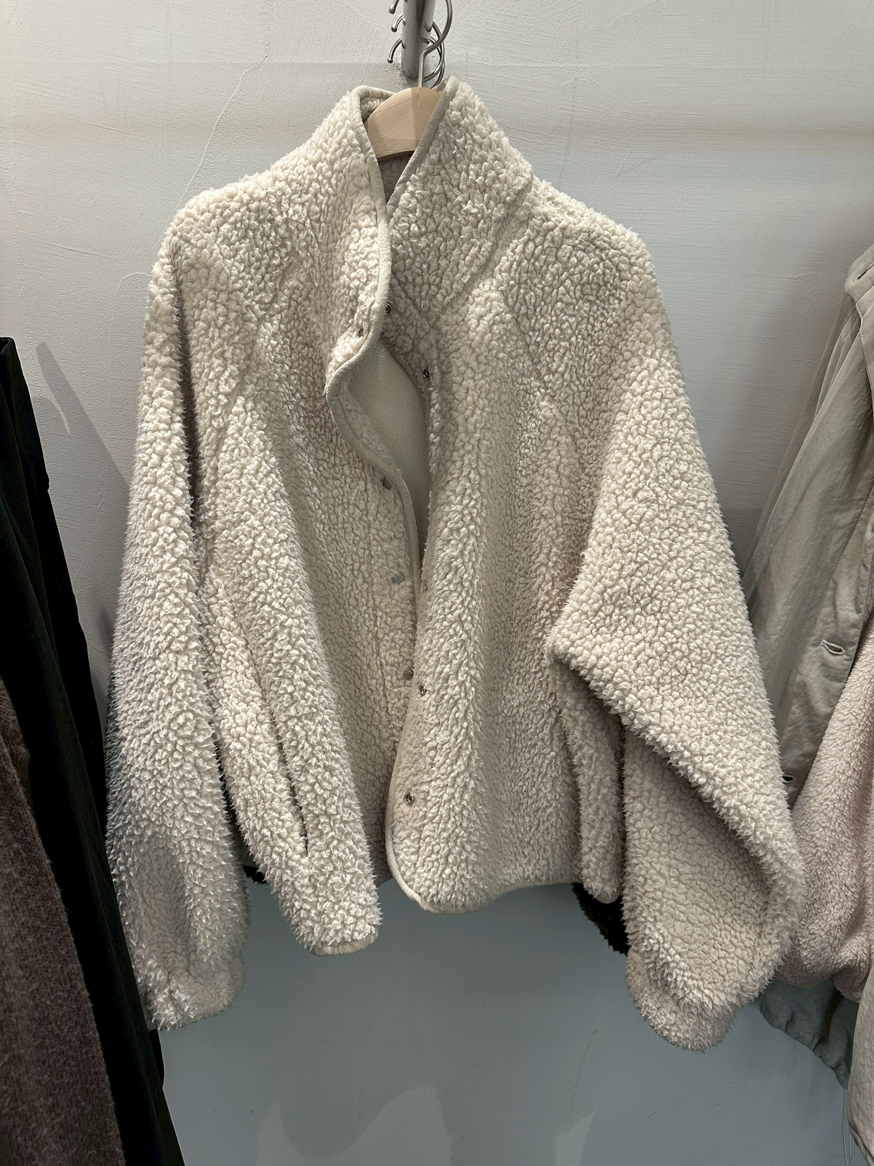 B19.最愛立領保暖毛毛休閒外套