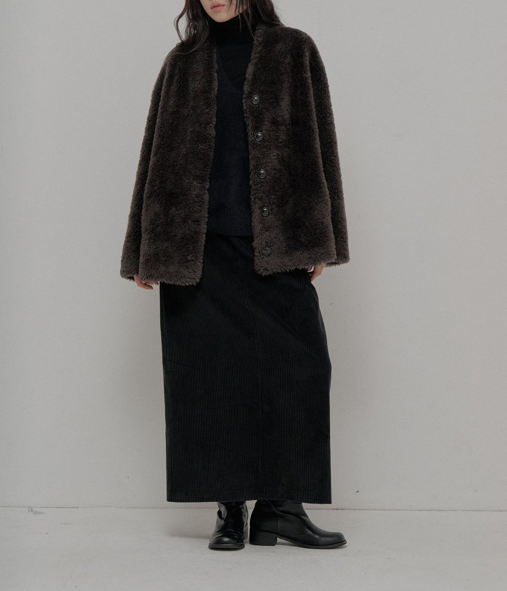 B51.小奢華女孩V毛毛外套