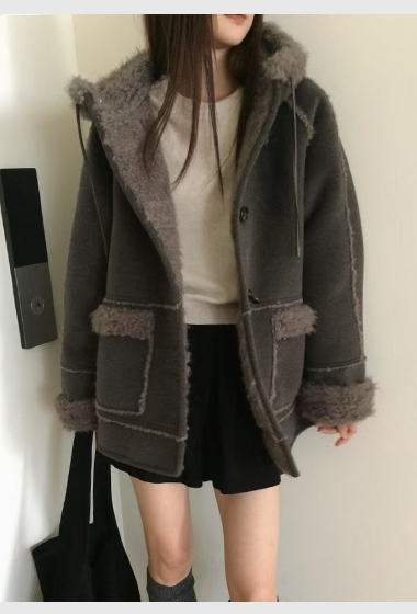 B44.復古女孩麂皮羊毛外套