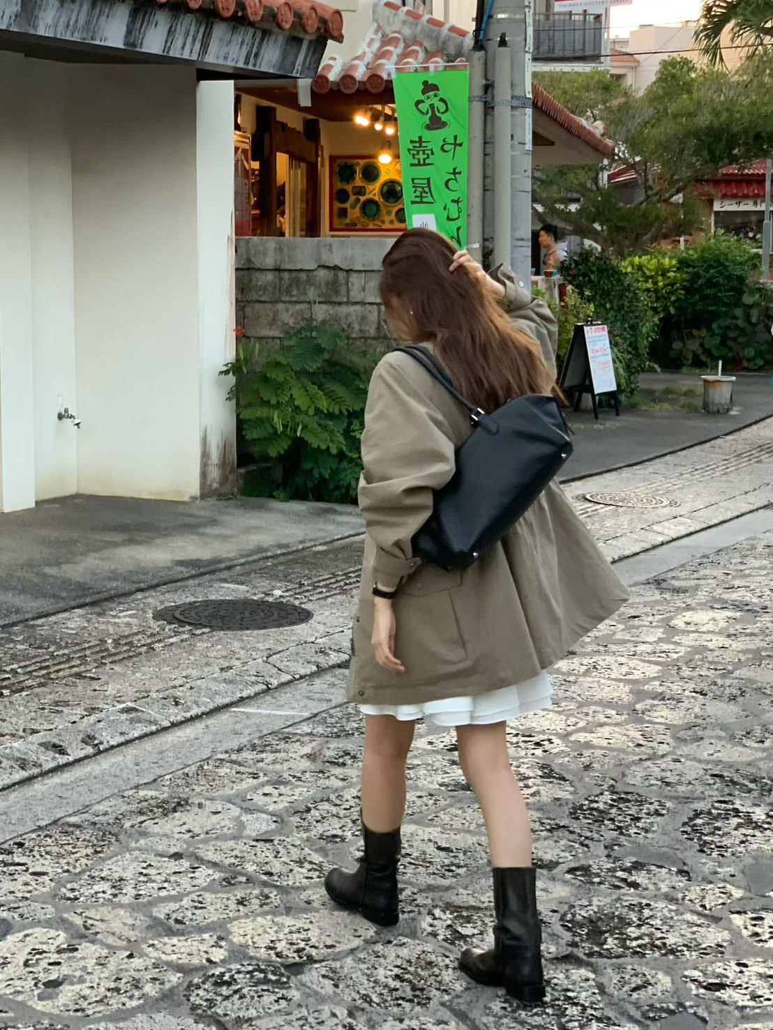 B14.大V家復古巴恩風衣外套