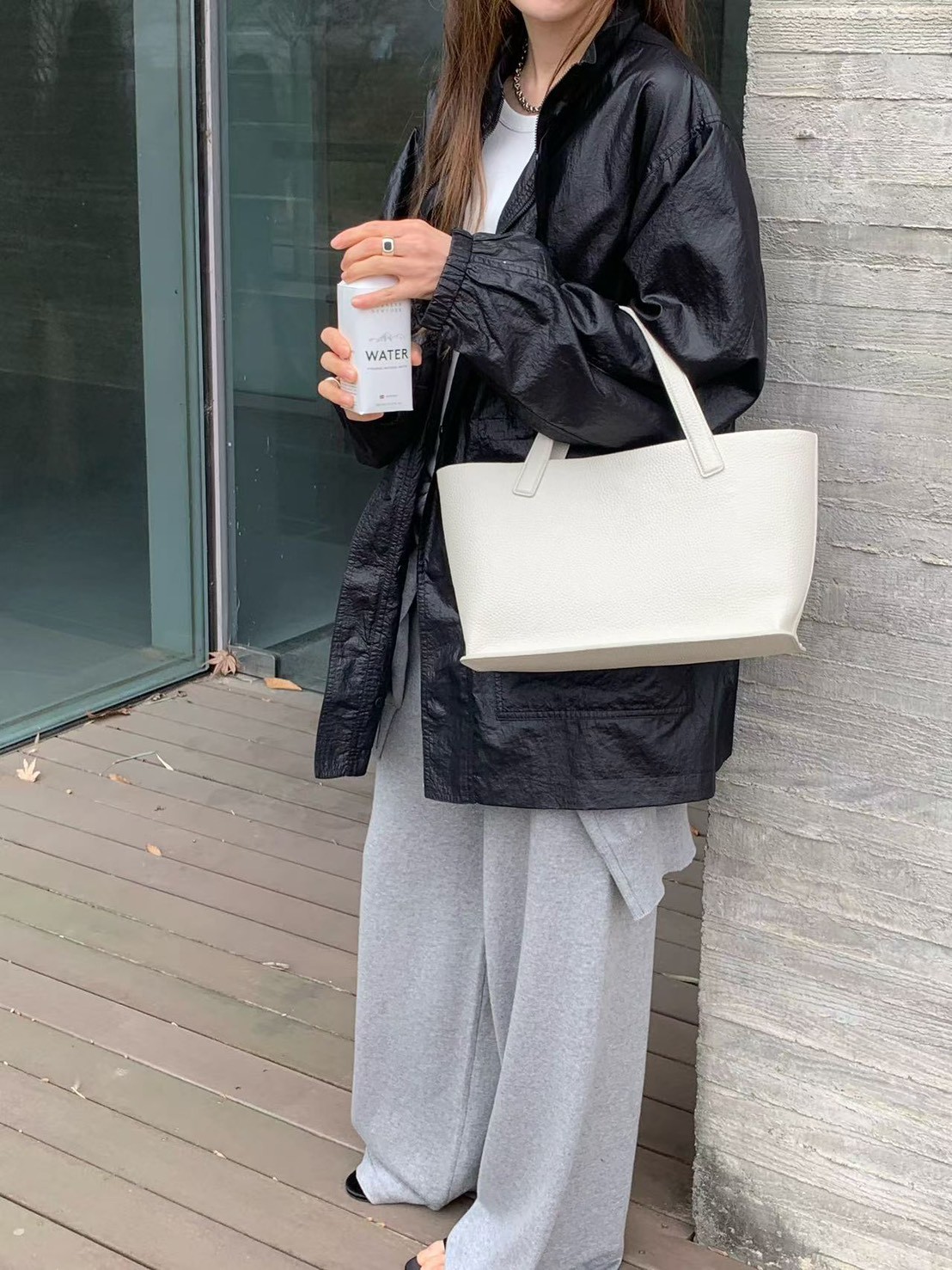 A17.纖瘦家質感超好防風外套