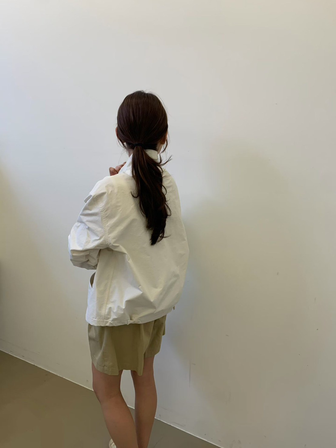 B20.質感家小繡字立領防風外套