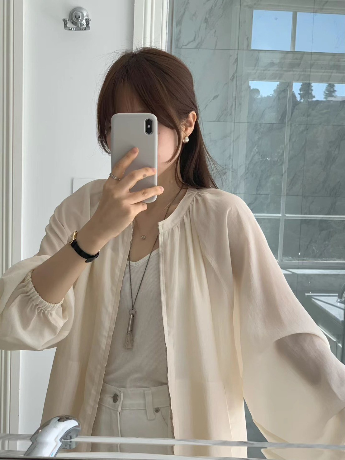 A22.顏值家天絲圓領拉鍊外套