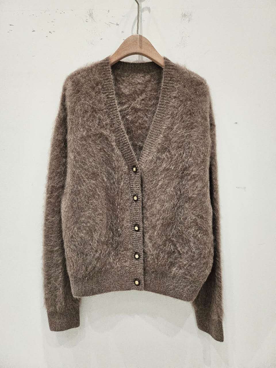 星星家100%犛牛V領排釦外套