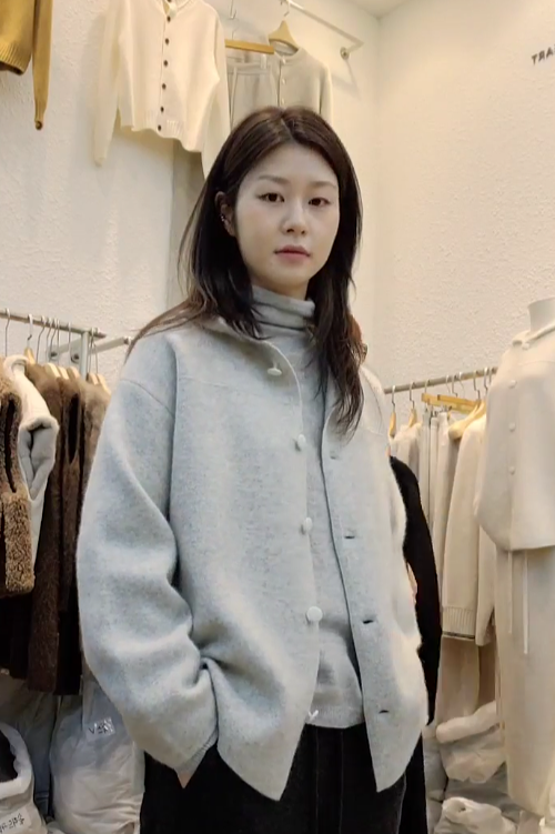 B36.星星家俏皮浣熊羊毛混紡連帽外套