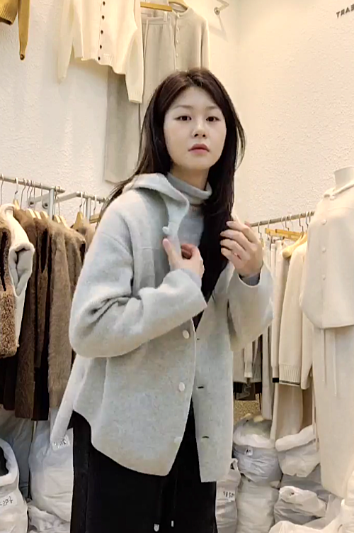 B36.星星家俏皮浣熊羊毛混紡連帽外套