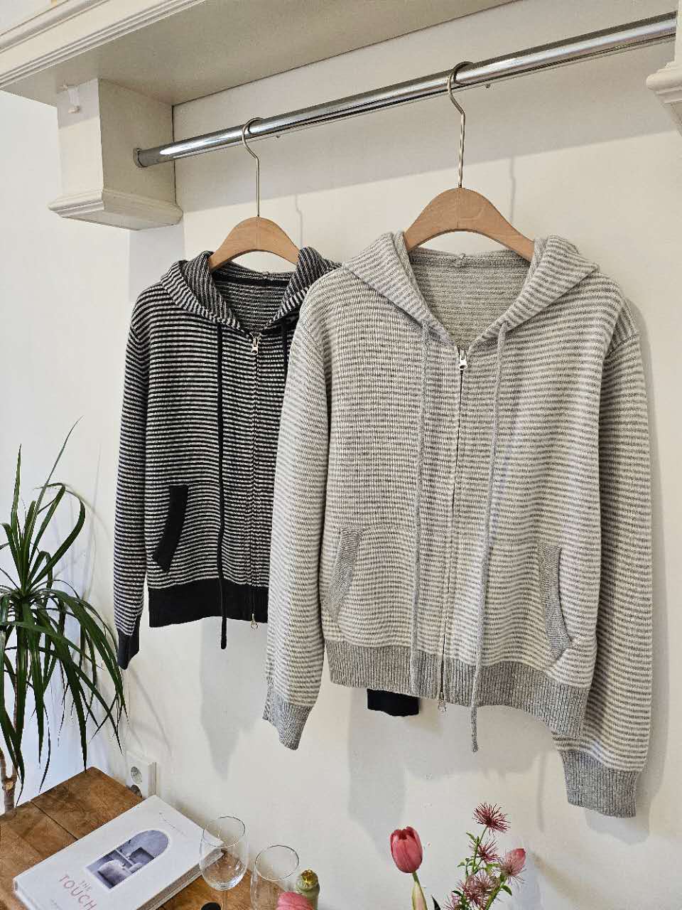 A91.星星家100%Wool細條紋連帽休閒外套