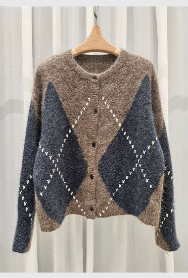 A98.星星家馬海毛復古菱格毛衣