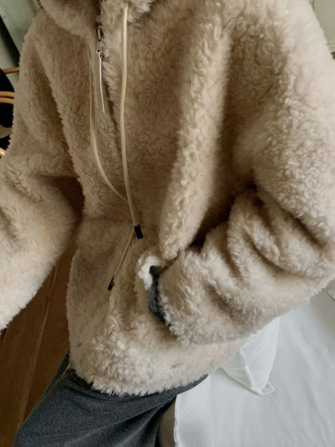 B52.擁抱泰迪熊連帽拉鏈外套