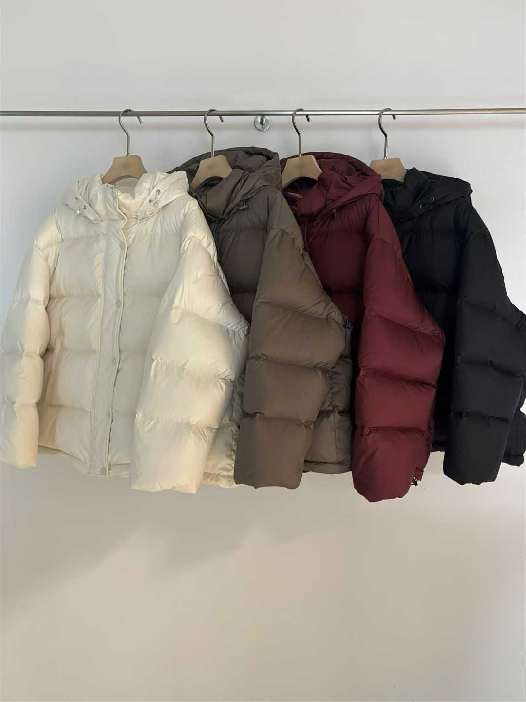 B17.小V家經典保暖連帽鴨絨外套