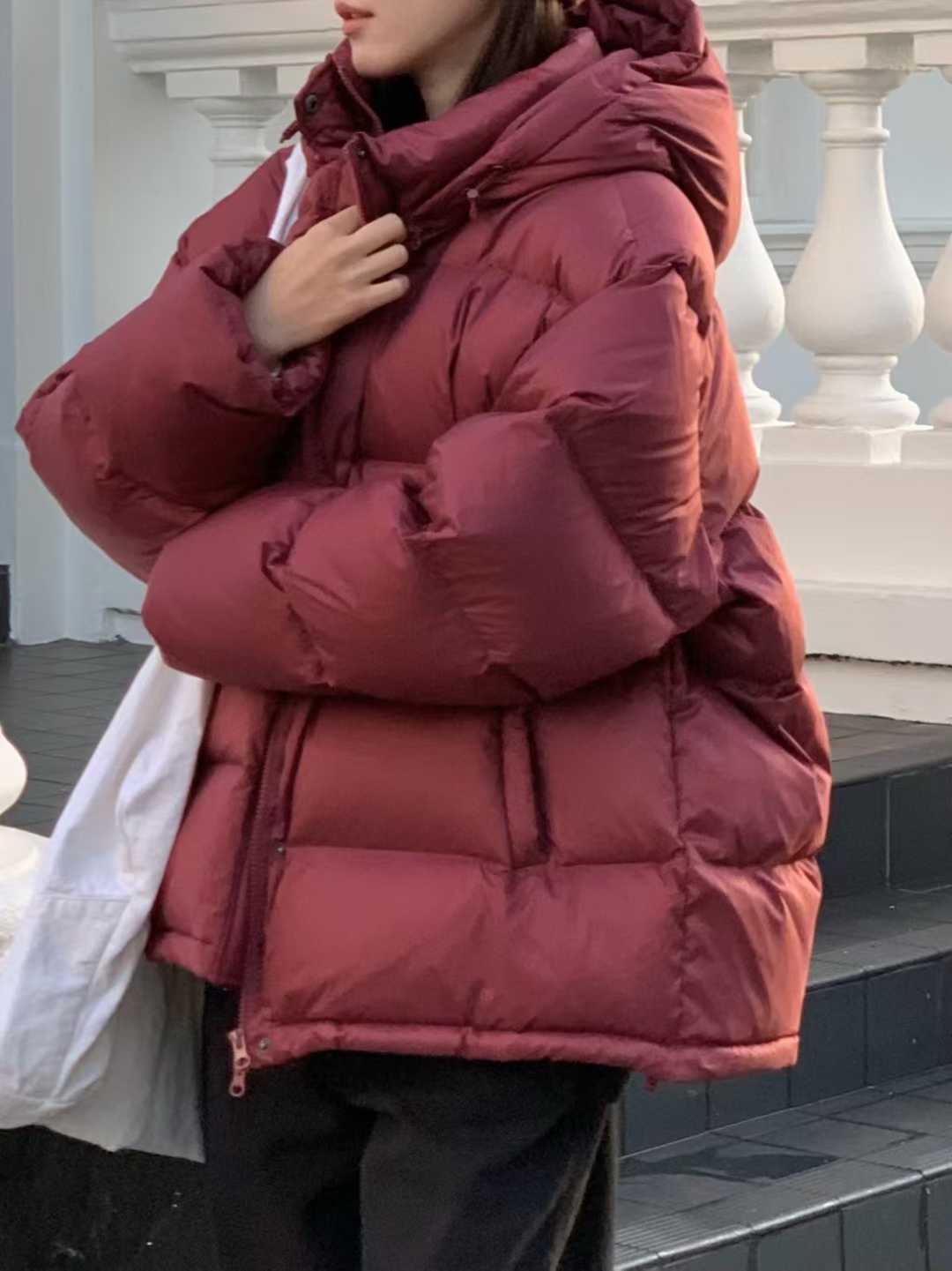 B17.小V家經典保暖連帽鴨絨外套