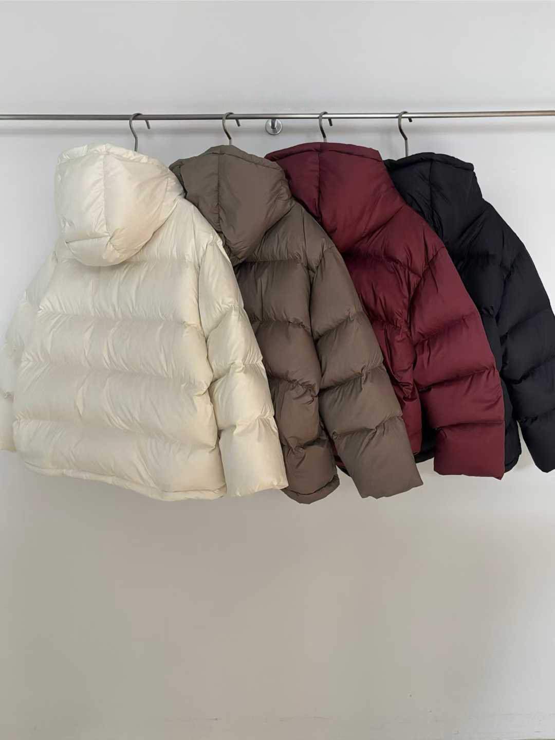 B17.小V家經典保暖連帽鴨絨外套