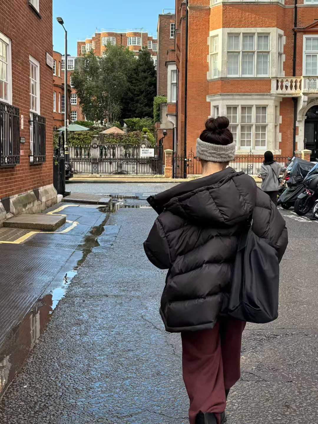 B17.小V家經典保暖連帽鴨絨外套