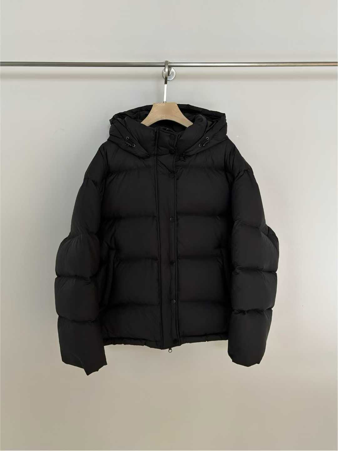 B17.小V家經典保暖連帽鴨絨外套