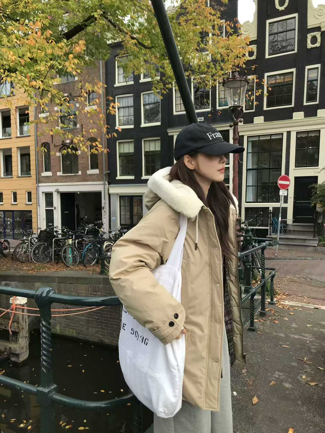 B16.小V家可愛翻領毛毛鴨絨外套