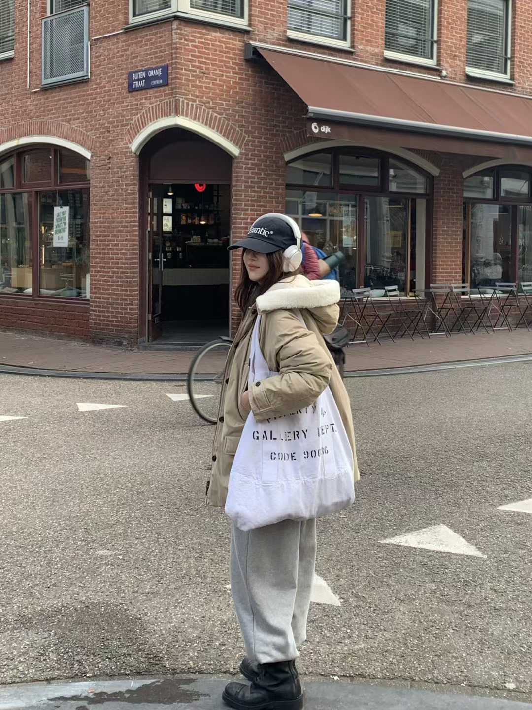 B16.小V家可愛翻領毛毛鴨絨外套