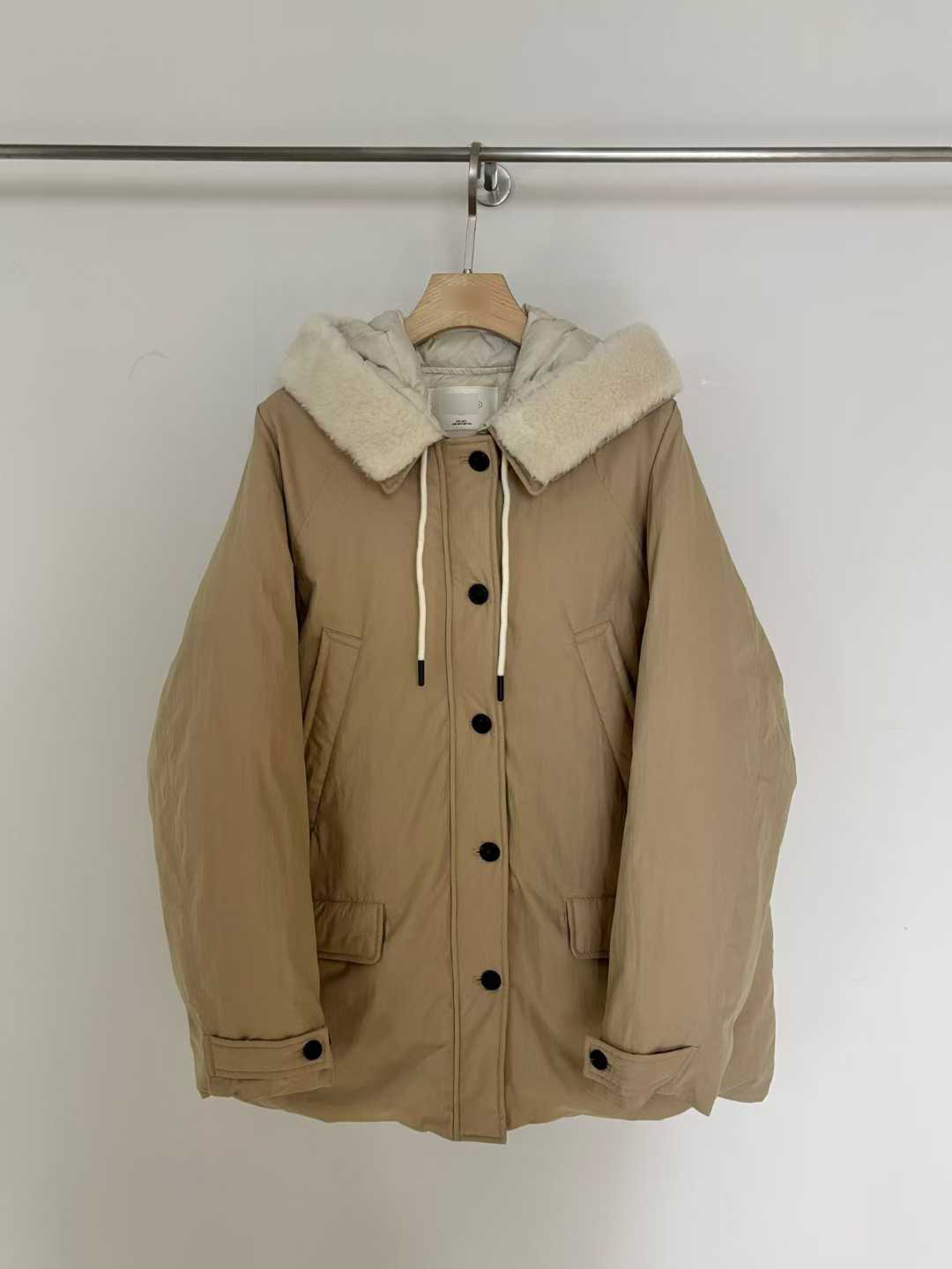 B16.小V家可愛翻領毛毛鴨絨外套