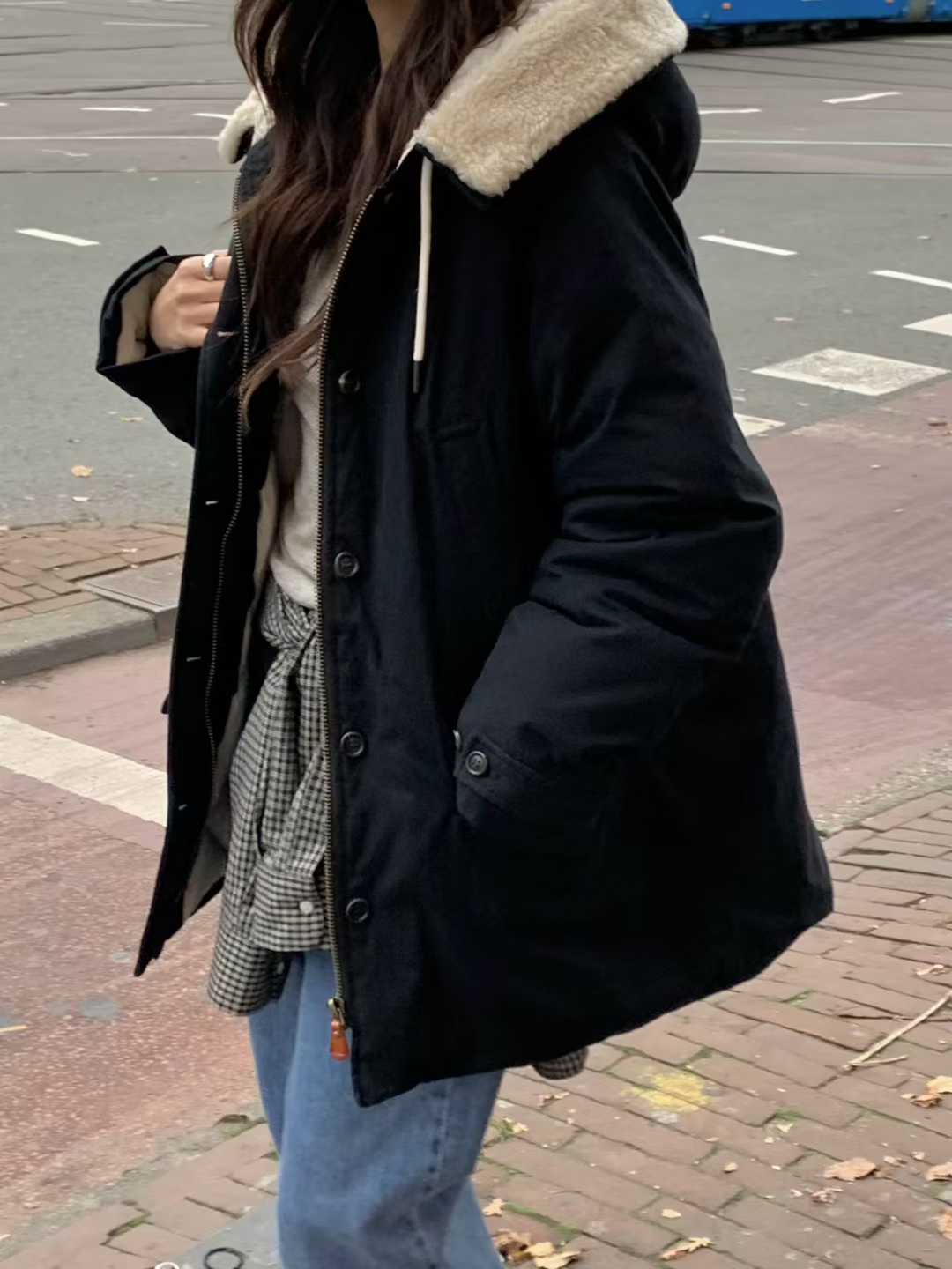 B16.小V家可愛翻領毛毛鴨絨外套