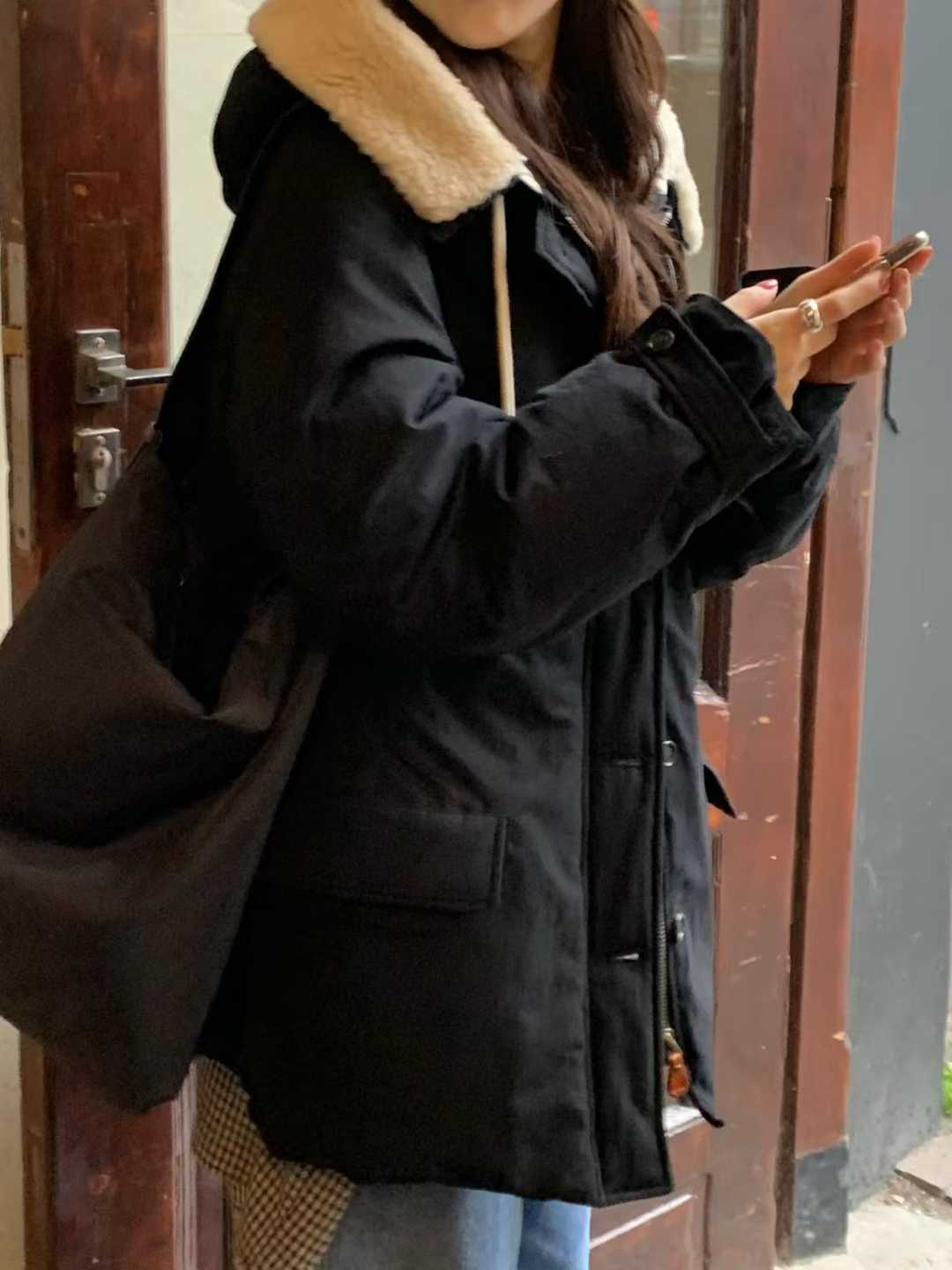 B16.小V家可愛翻領毛毛鴨絨外套