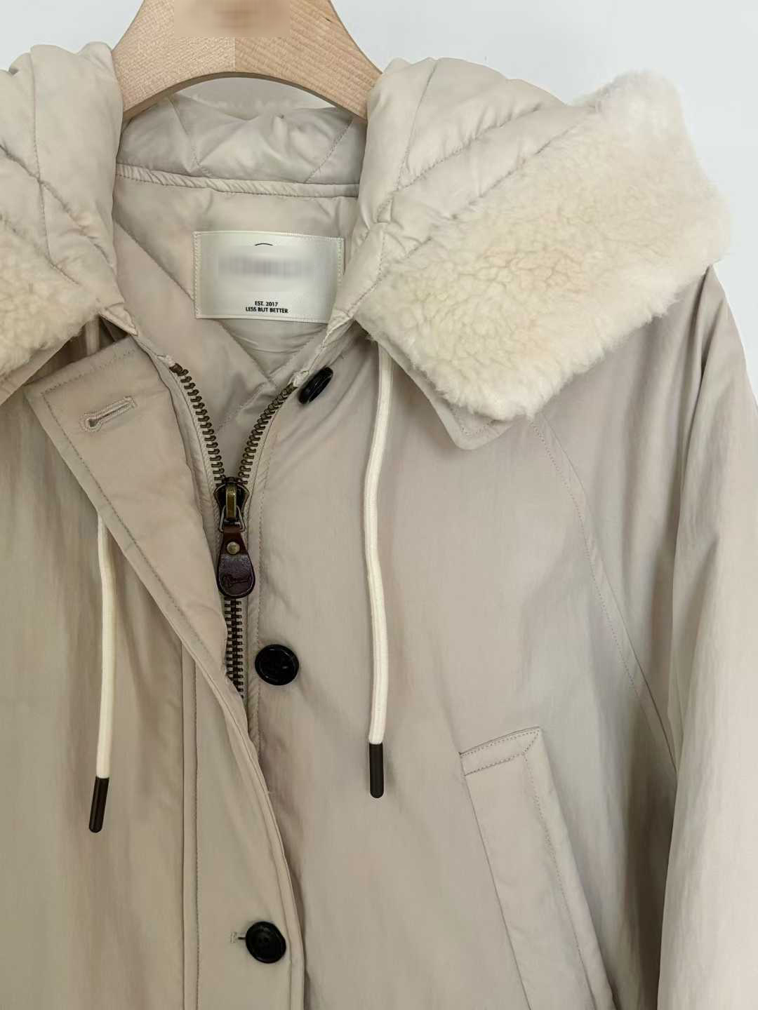 B16.小V家可愛翻領毛毛鴨絨外套