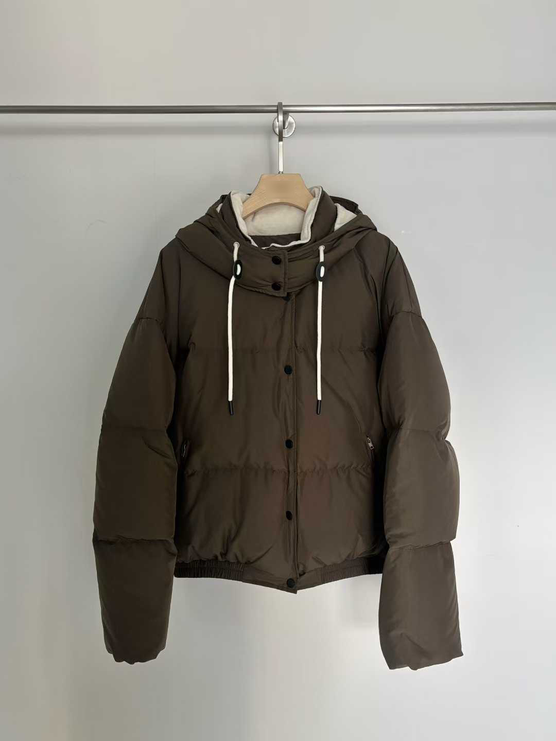 B18.小V家焦糖拿鐵鴨絨保暖外套