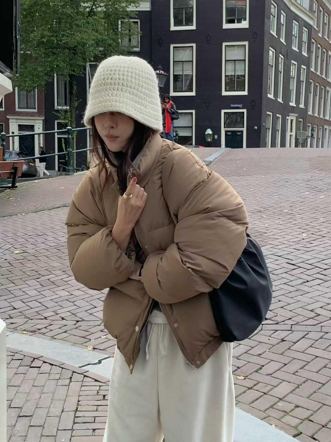 B18.小V家焦糖拿鐵鴨絨保暖外套