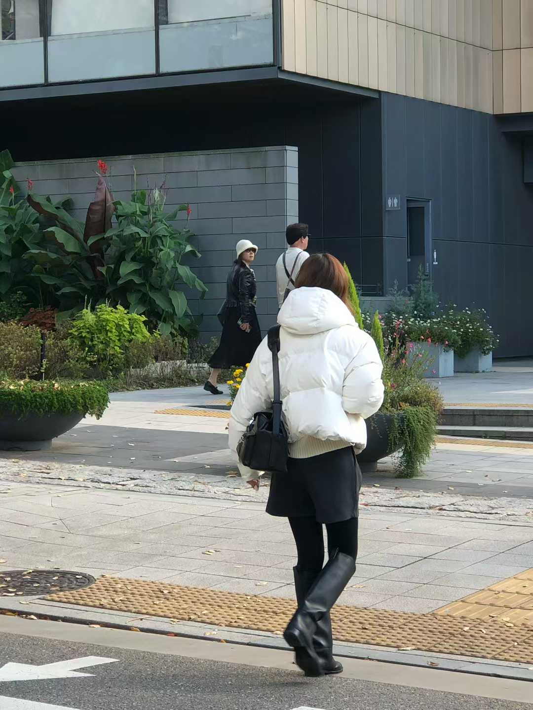 B66.大V家連帽暖暖鴨絨外套